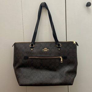 Coach purse. Excellent condition